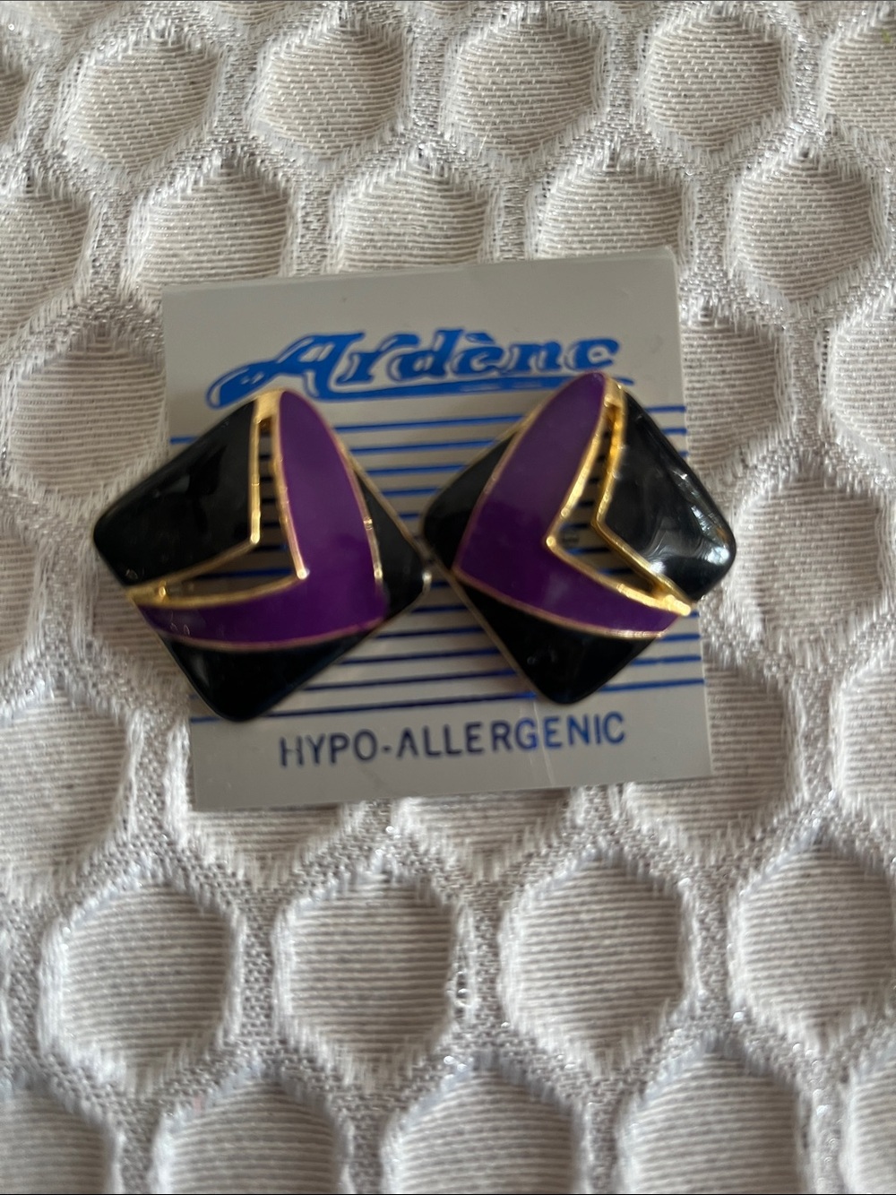 Vintage Ardene Purple and Black Hypo-Allergenic Earrings